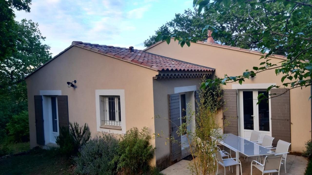 Les Lilas Des Chenes Piolenc Exterior foto