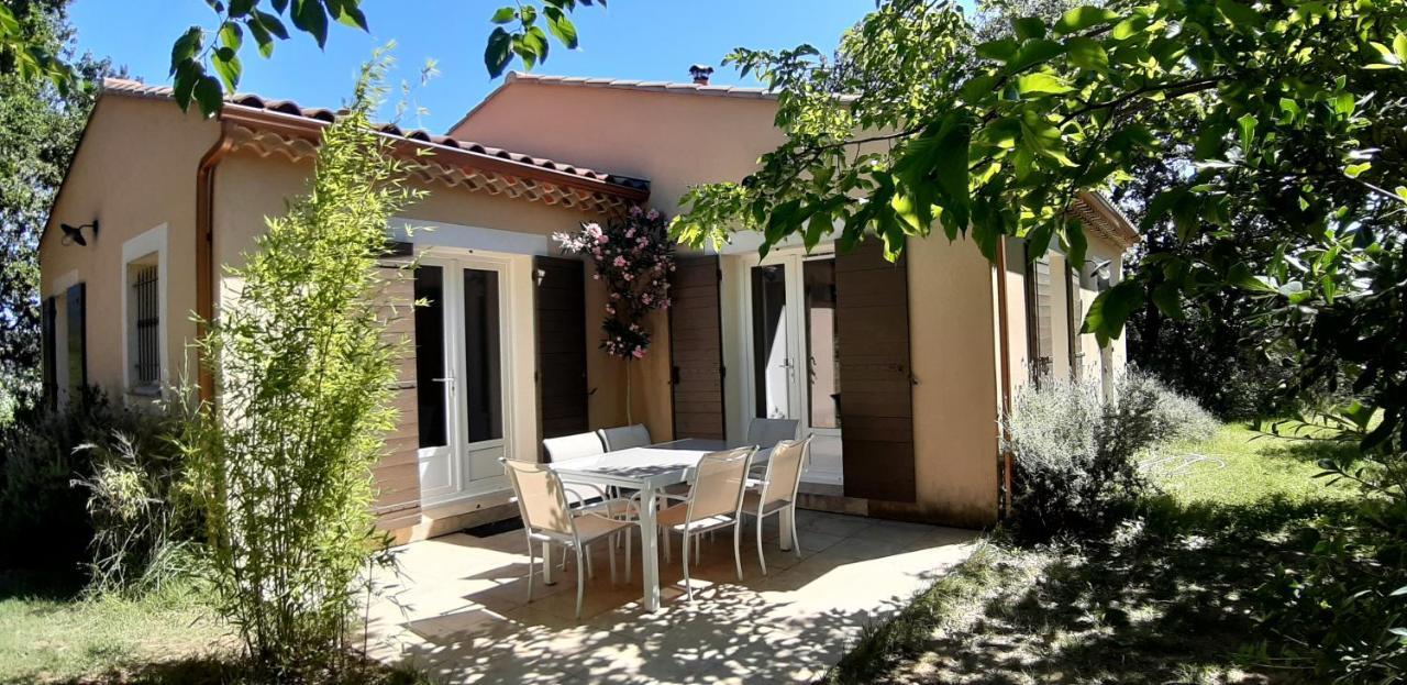 Les Lilas Des Chenes Piolenc Exterior foto